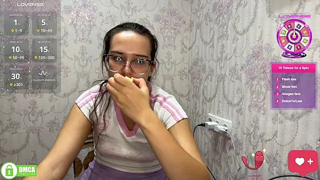 Snapshot of the_princese chatting on October 14, 2025, 3:01 pm the princese online show from October 14, 2025, 3:01 pm