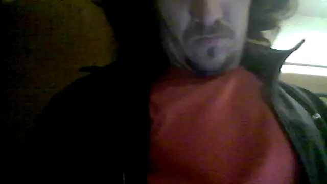Snapshot of Lilsmokeshow017 chatting on May 25, 2026, 7:29 am Lilsmokeshow017 online show from May 25, 2026, 7:29 am