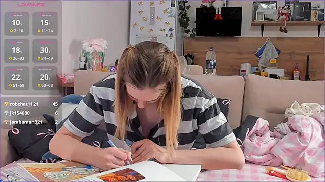 Snapshot of Girl_alone_home chatting on February 7, 2026, 4:26 pm Girl alone home online show from February 7, 2026, 4:26 pm