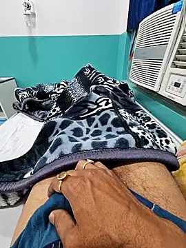 villagb12 online show from December 17, 2025, 5:18 pm