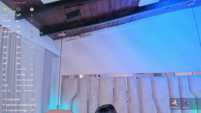 Snapshot of barbara_cambels chatting on February 27, 2026, 7:03 pm barbara cambels online show from February 27, 2026, 7:03 pm