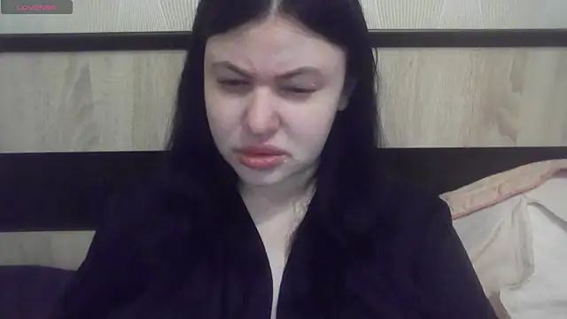 German Eva online show from November 7, 2025, 4:11 pm