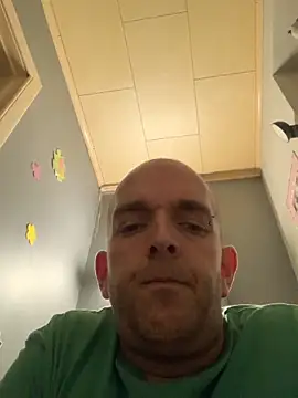 Bigtoyaddict online show from November 26, 2025, 4:34 am