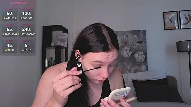 Snapshot of NaokoStifel chatting on July 28, 2026, 1:13 am NaokoStifel online show from July 28, 2026, 1:13 am