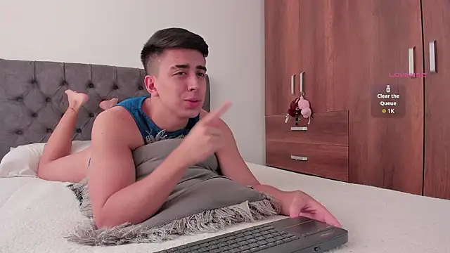 jordanmuskk online show from November 10, 2025, 6:13 pm