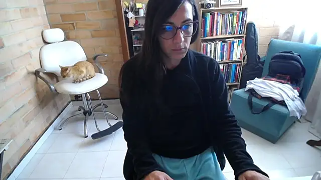 Snapshot of VioletaGomezCo chatting on September 17, 2025, 1:13 pm VioletaGomezCo online show from September 17, 2025, 1:13 pm