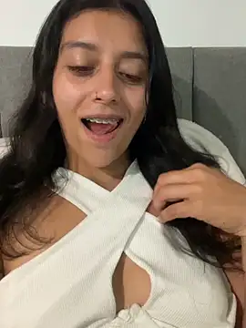 BrittanyDiaz online show from March 16, 2026, 9:28 pm