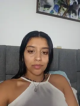 BrittanyDiaz online show from October 28, 2025, 8:19 pm