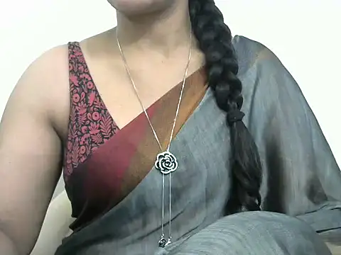 Snapshot of rashmika_reddy chatting on September 14, 2025, 5:24 pm rashmika reddy online show from September 14, 2025, 5:24 pm