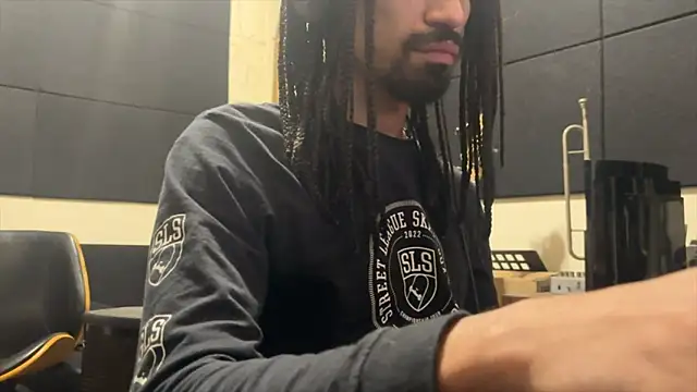 Snapshot of hotcamboy420 chatting on November 19, 2025, 5:07 am hotcamboy420 online show from November 19, 2025, 5:07 am