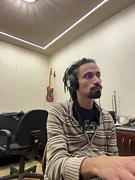 Snapshot of hotcamboy420 chatting on October 28, 2025, 6:12 am hotcamboy420 online show from October 28, 2025, 6:12 am