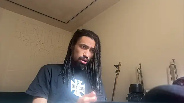 Snapshot of hotcamboy420 chatting on November 1, 2025, 4:01 pm hotcamboy420 online show from November 1, 2025, 4:01 pm