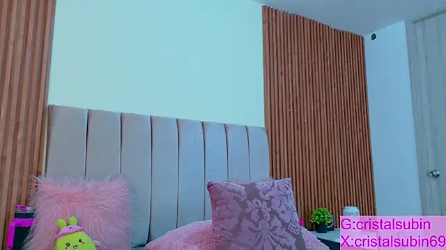 cristal subin69 online show from November 2, 2025, 1:27 pm