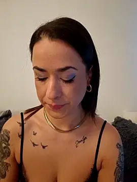 Snapshot of LydiaMaus96 chatting on December 15, 2025, 2:45 pm LydiaMaus96 online show from December 15, 2025, 2:45 pm