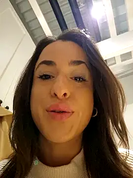 Snapshot of LydiaMaus96 chatting on November 10, 2025, 12:32 pm LydiaMaus96 online show from November 10, 2025, 12:32 pm