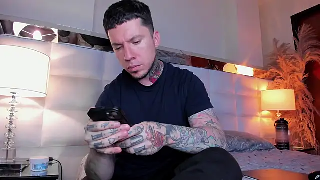 Adam tatto online show from November 13, 2025, 4:38 am