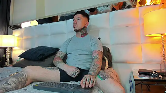 Adam tatto online show from September 30, 2025, 1:44 am