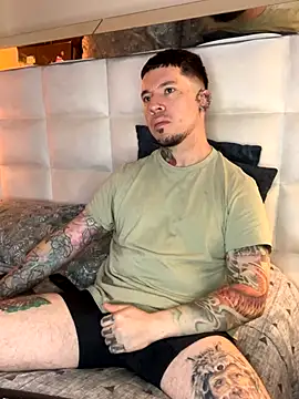 Adam tatto online show from November 14, 2025, 4:21 pm