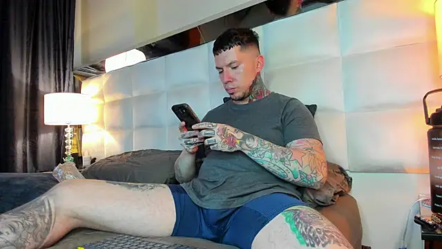 Adam tatto online show from September 22, 2025, 2:06 am