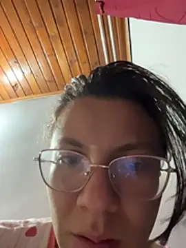 Snapshot of karlamorris_ chatting on March 1, 2026, 11:21 am karlamorris online show from March 1, 2026, 11:21 am