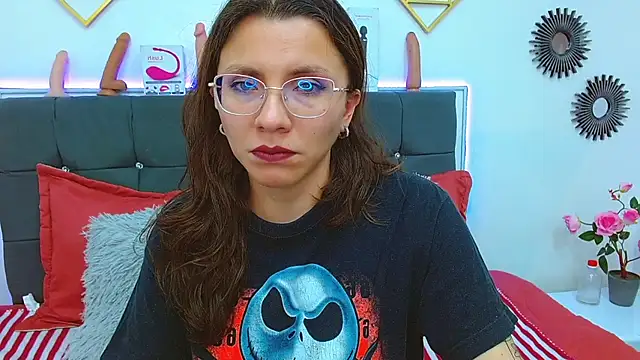 Snapshot of karlamorris_ chatting on February 20, 2025, 4:58 pm karlamorris online show from February 20, 2025, 4:58 pm