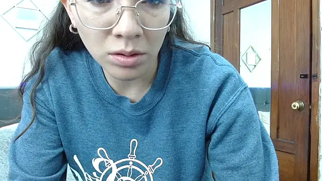 Snapshot of karlamorris_ chatting on February 26, 2025, 2:05 pm karlamorris online show from February 26, 2025, 2:05 pm