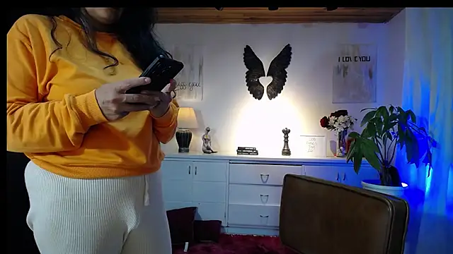 Snapshot of Lust_Mom41 chatting on September 23, 2025, 12:06 am Lust Mom41 online show from September 23, 2025, 12:06 am