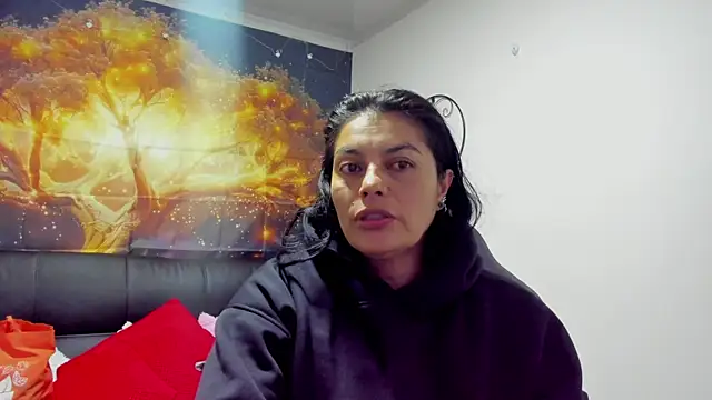 Snapshot of Lust_Mom41 chatting on December 31, 2024, 11:31 am Lust Mom41 online show from December 31, 2024, 11:31 am