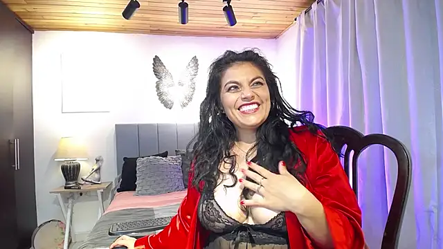 Snapshot of Lust_Mom41 chatting on February 22, 2025, 12:16 am Lust Mom41 online show from February 22, 2025, 12:16 am