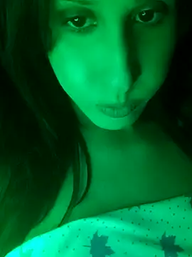 youka tr online show from December 21, 2025, 7:48 pm