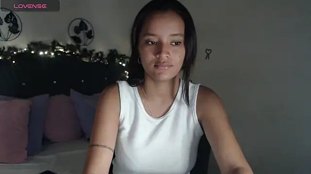 Snapshot of mia_sweetdc chatting on December 12, 2024, 6:10 pm mia sweetdc online show from December 12, 2024, 6:10 pm