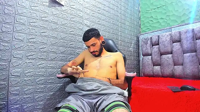 Ashley James online show from November 15, 2025, 9:41 pm