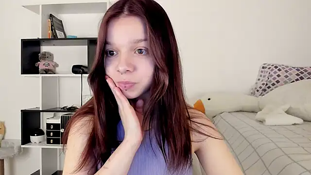 crystal lilith online show from February 15, 2025, 6:12 pm