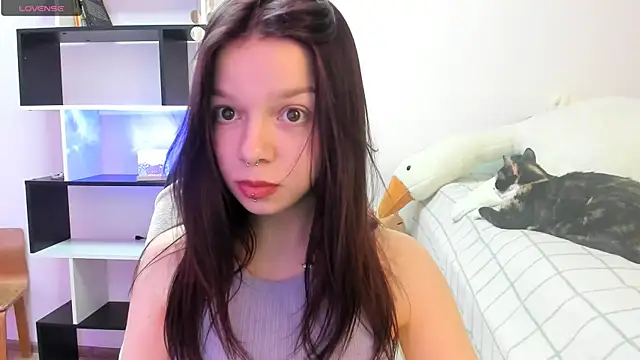 crystal lilith online show from February 9, 2025, 8:34 pm