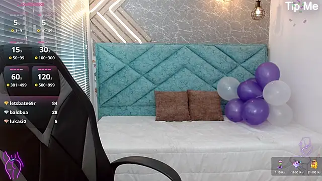 april dumont online show from March 20, 2025, 3:25 pm