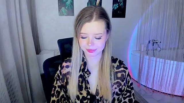 FollowLovee online show from March 7, 2026, 3:46 am