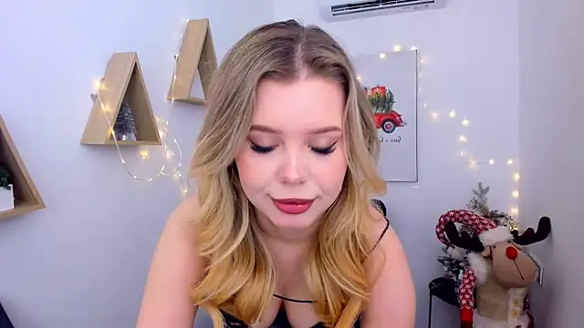 FollowLovee online show from December 17, 2025, 11:37 am