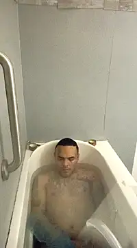 Snapshot of Houstonslong1 chatting on January 30, 2025, 8:22 am Houstonslong1 online show from January 30, 2025, 8:22 am