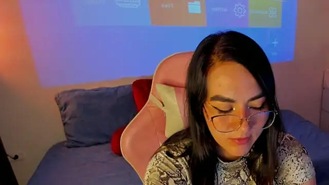 Snapshot of Sofi_Martinezz0 chatting on September 17, 2025, 3:52 am Sofi Martinezz0 online show from September 17, 2025, 3:52 am