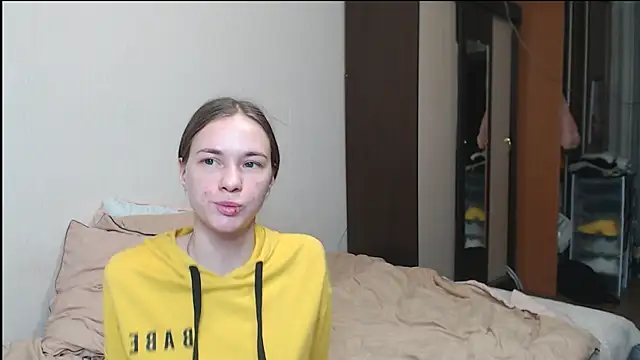 Snapshot of leila_bambi_ chatting on March 20, 2025, 2:53 pm leila bambi online show from March 20, 2025, 2:53 pm