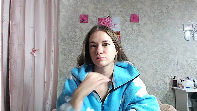 Snapshot of leila_bambi_ chatting on October 14, 2025, 8:04 am leila bambi online show from October 14, 2025, 8:04 am