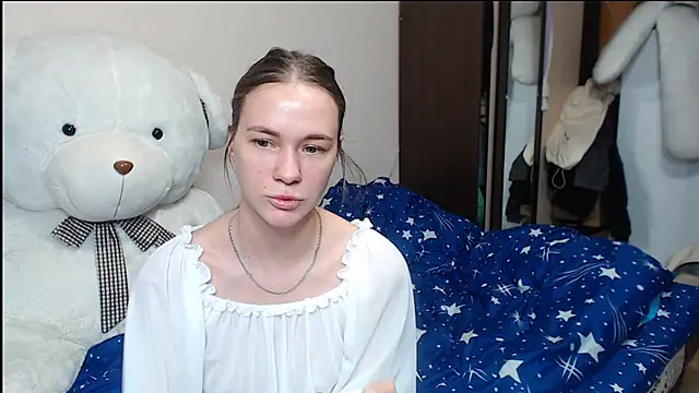 Snapshot of leila_bambi_ chatting on January 28, 2025, 7:32 am leila bambi online show from January 28, 2025, 7:32 am