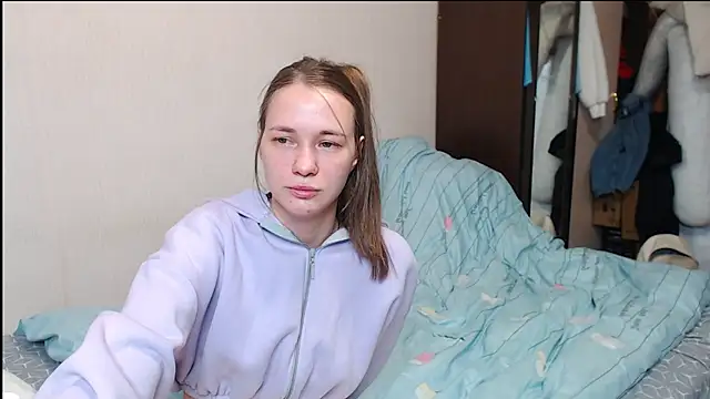 Snapshot of leila_bambi_ chatting on February 20, 2025, 2:51 am leila bambi online show from February 20, 2025, 2:51 am