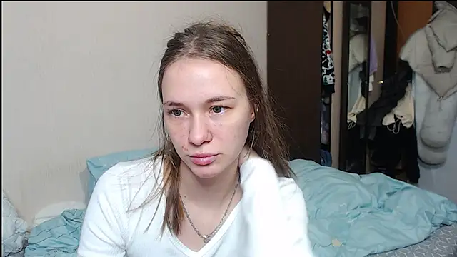 Snapshot of leila_bambi_ chatting on February 4, 2025, 12:00 pm leila bambi online show from February 4, 2025, 12:00 pm