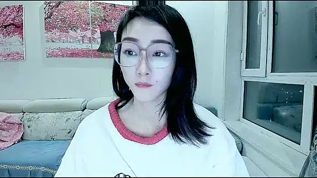 Snapshot of NIAN-er chatting on November 20, 2025, 2:29 pm NIAN-er online show from November 20, 2025, 2:29 pm