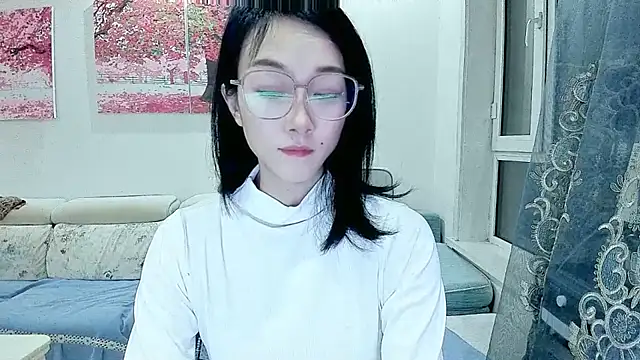 Snapshot of NIAN-er chatting on November 24, 2025, 11:21 am NIAN-er online show from November 24, 2025, 11:21 am