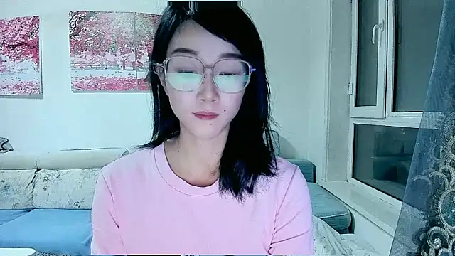 Snapshot of NIAN-er chatting on December 1, 2025, 1:56 pm NIAN-er online show from December 1, 2025, 1:56 pm