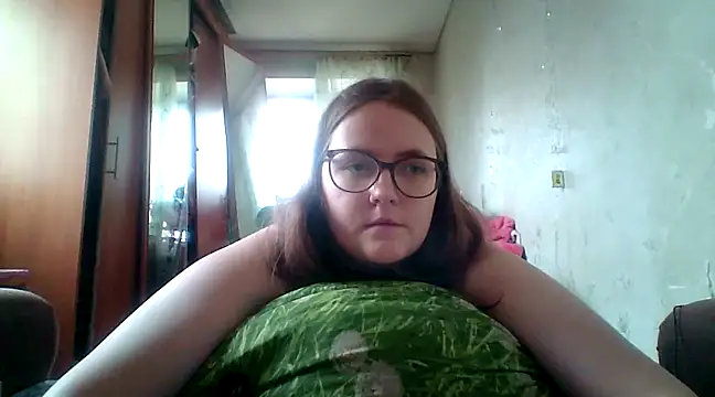 DesireMelissa online show from March 4, 2025, 5:42 am