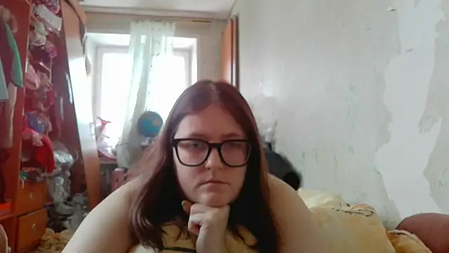 Snapshot of DesireMelissa chatting on February 14, 2026, 9:42 am DesireMelissa online show from February 14, 2026, 9:42 am