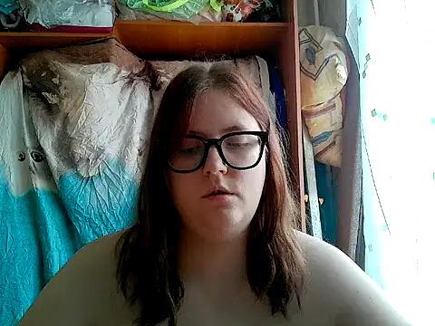 DesireMelissa online show from April 19, 2026, 7:31 am